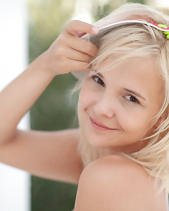 WowGirls.com free preview picture
